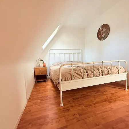 Family With Sauna, 12p